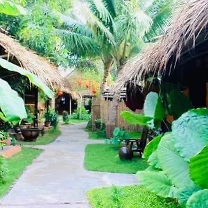  Habitación en casa particular Under The Coconut Tree